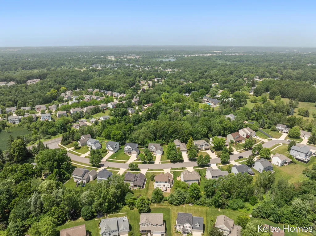 2222 Beatrice Drive NE Grand Rapids Charter Township MI 49505