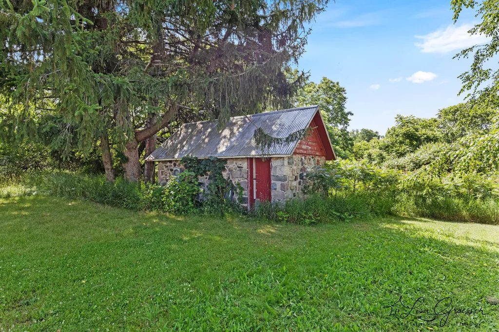 6621 Tamarack Road Cato Township MI 48850