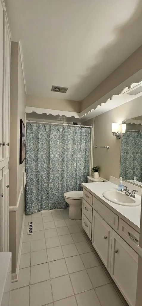 1009 Village Lane Georgetown Charter Township MI 49428