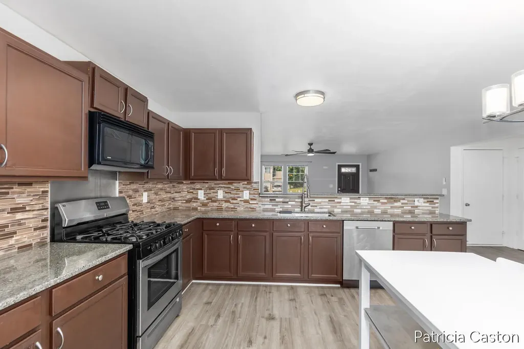 5170 Red River Avenue SW Wyoming City MI 49418