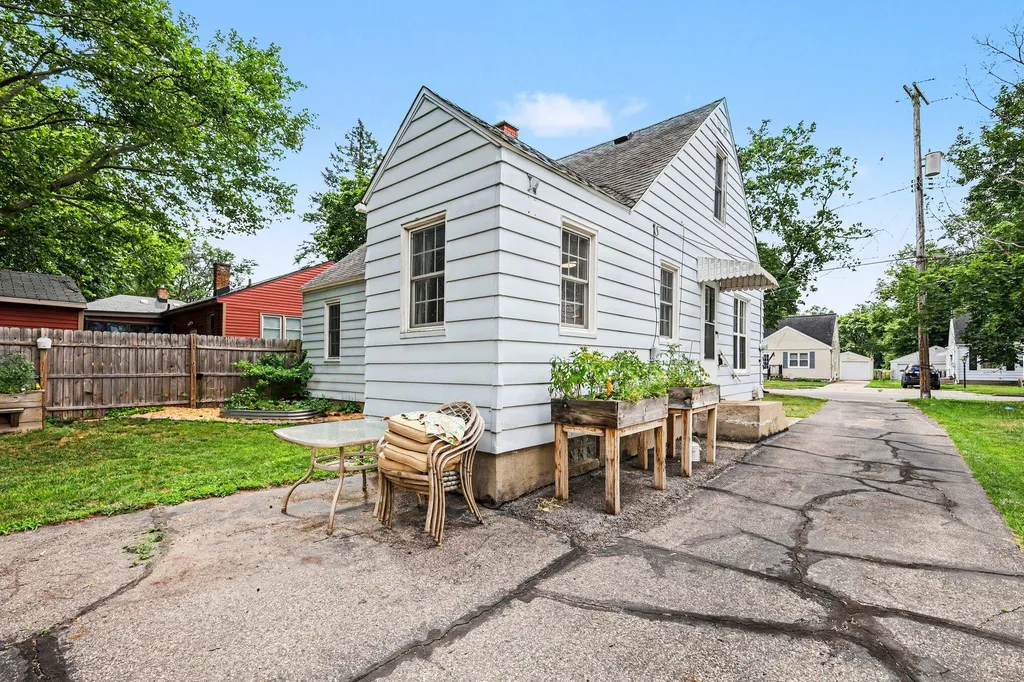 125 Rosemary Street SE Grand Rapids City MI 49507