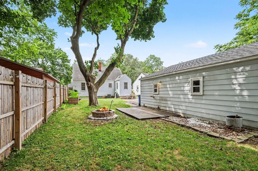 125 Rosemary Street SE Grand Rapids City MI 49507