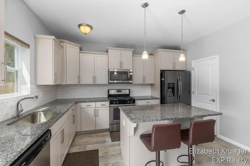 5951 S Sheridan Drive Fruitport Charter Township MI 49444
