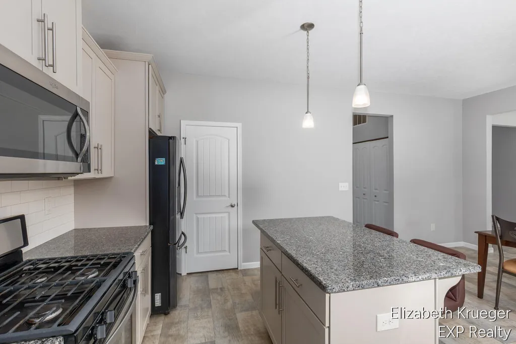 5951 S Sheridan Drive Fruitport Charter Township MI 49444