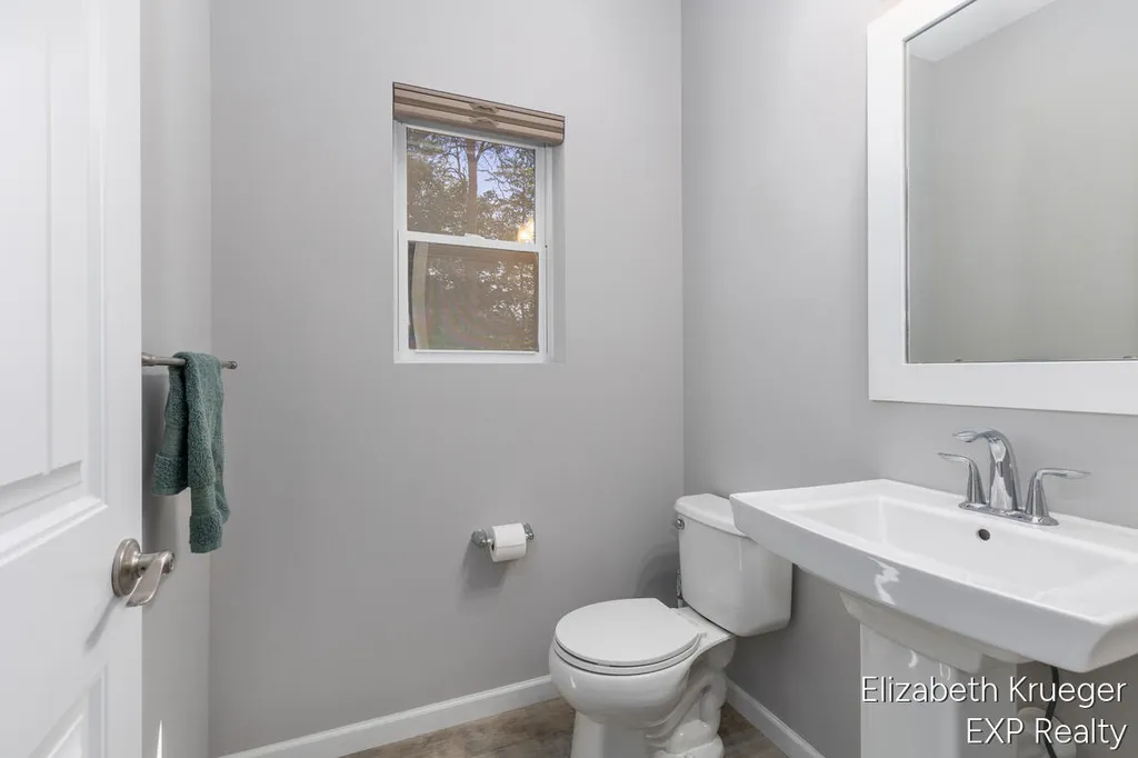 5951 S Sheridan Drive Fruitport Charter Township MI 49444