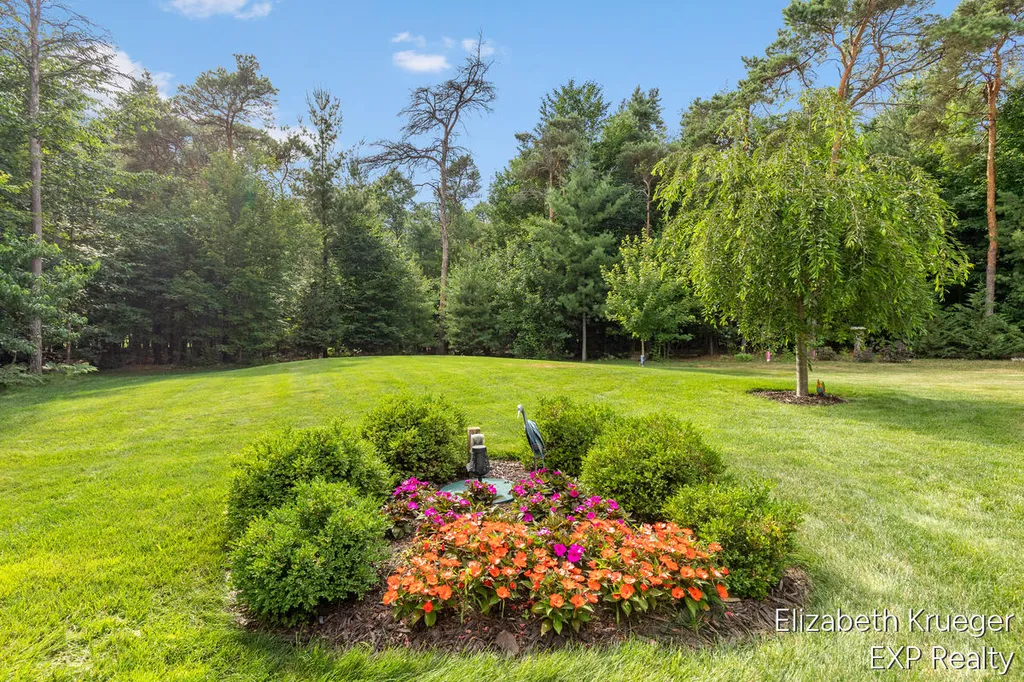 5951 S Sheridan Drive Fruitport Charter Township MI 49444