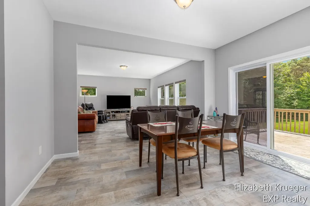 5951 S Sheridan Drive Fruitport Charter Township MI 49444