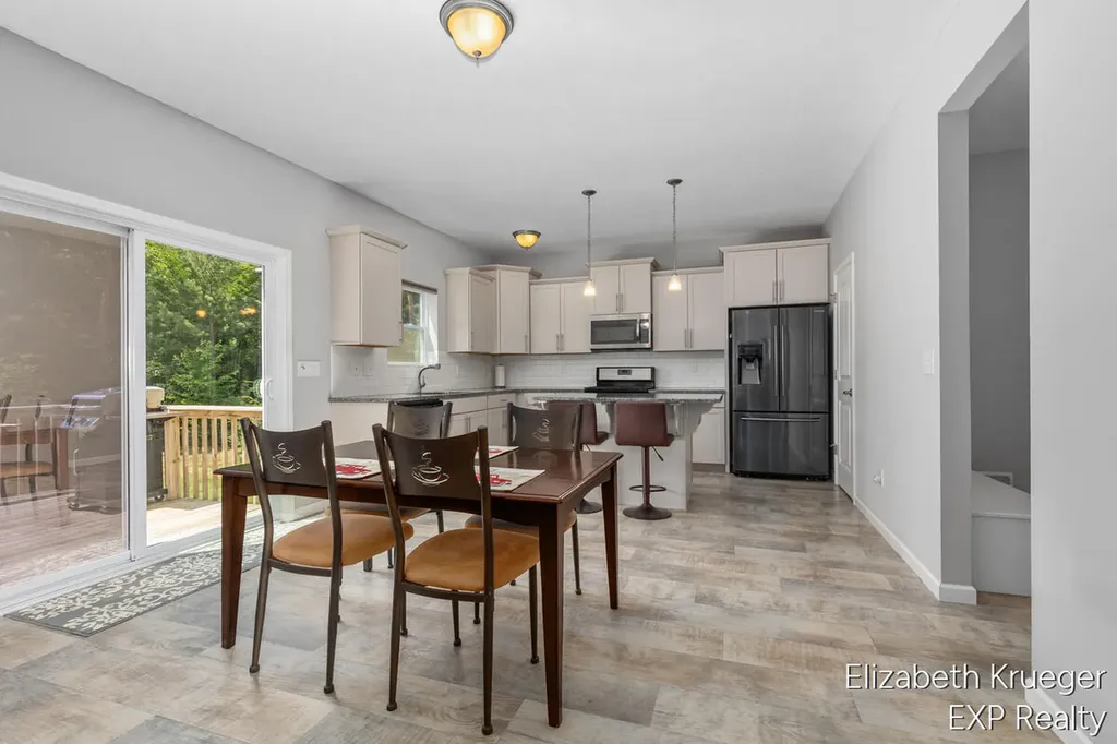 5951 S Sheridan Drive Fruitport Charter Township MI 49444