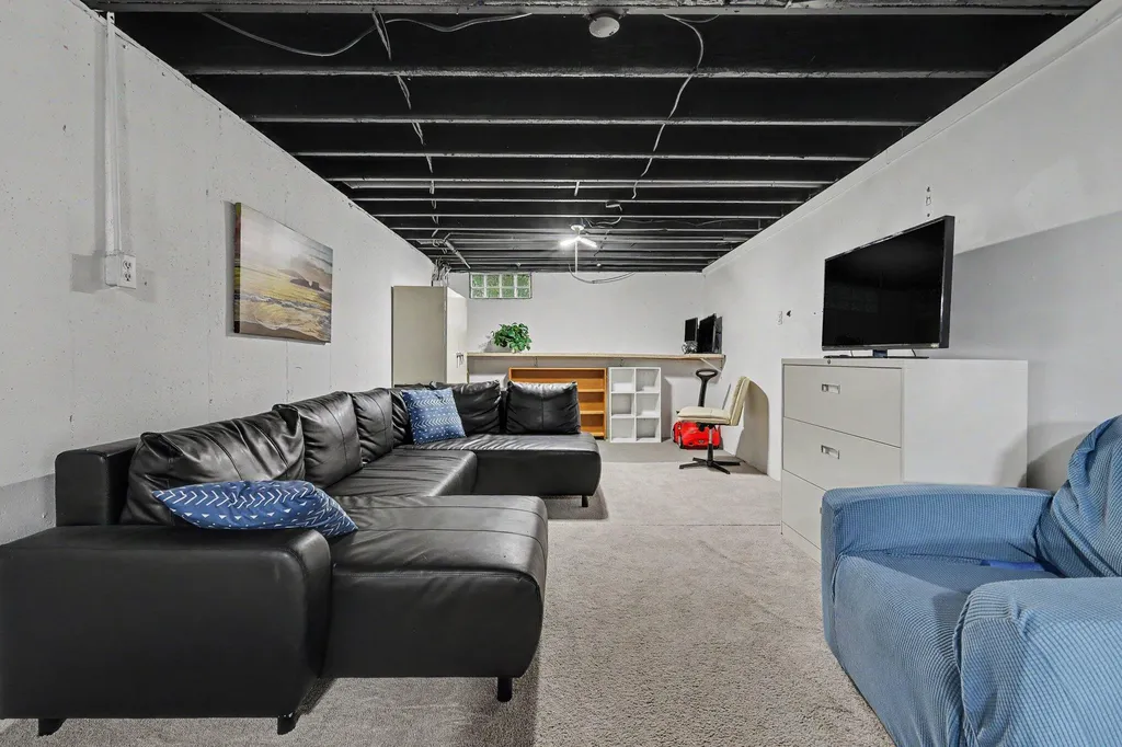 355 Nancy Street SE Kentwood City MI 49548
