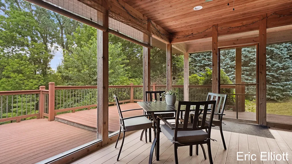 2219 Sawmill Drive NE Algoma Township MI 49341