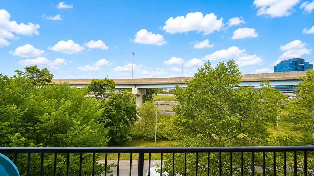 600 Broadway Avenue NW Grand Rapids City MI 49504