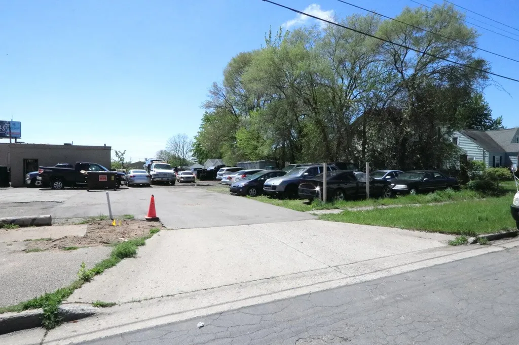 4201 Division Avenue S Wyoming City MI 49548