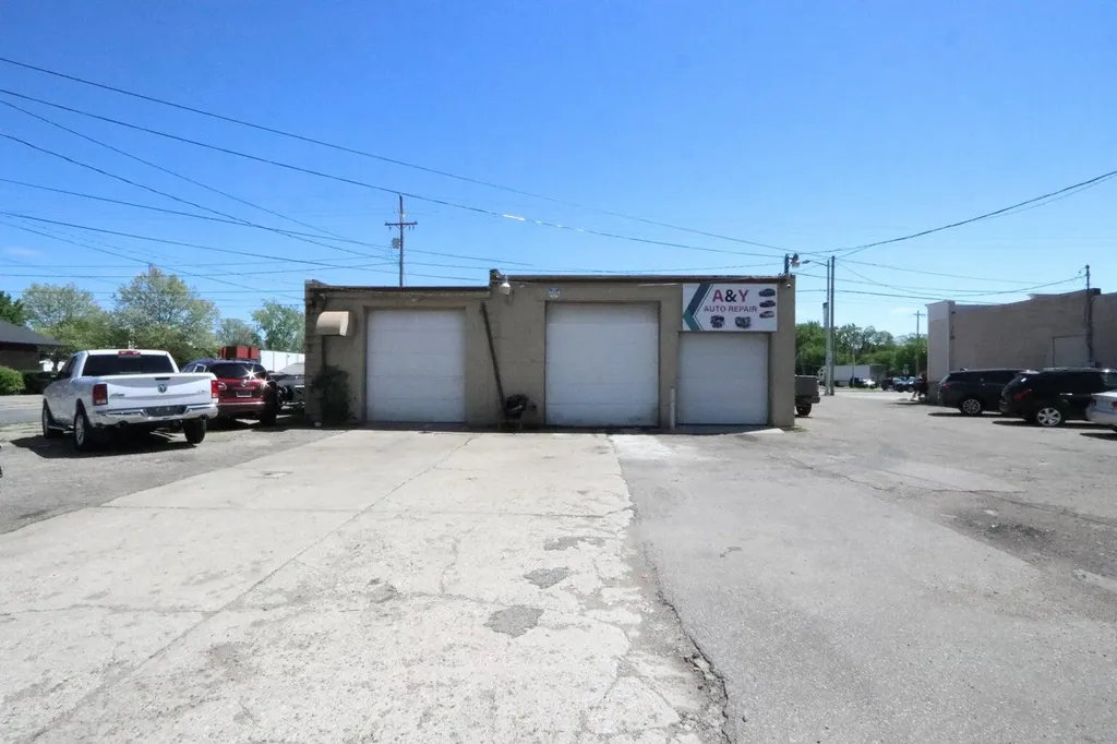 4201 Division Avenue S Wyoming City MI 49548