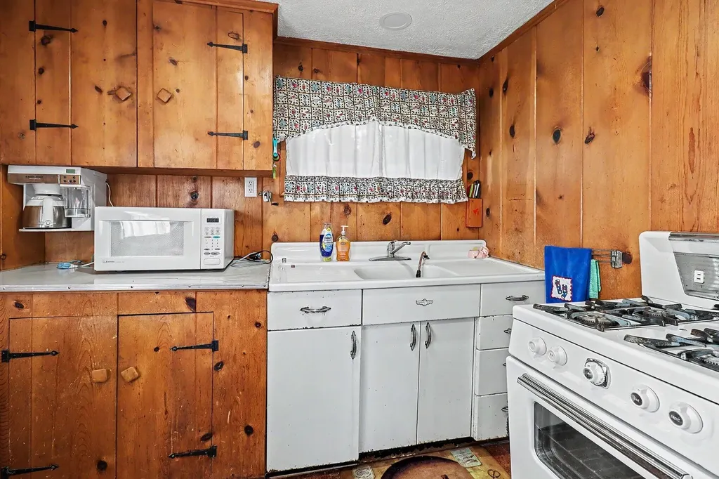 13484 W Mcbride Road Unknown City MI 49322