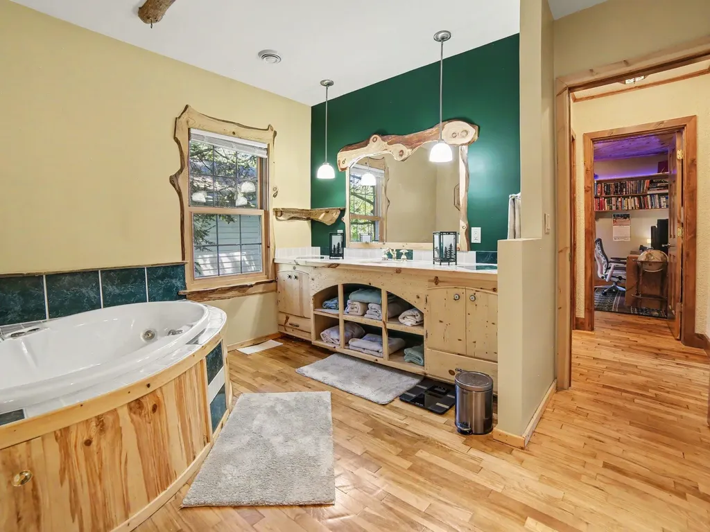 1615 Havenga Street Laketon Township MI 49445