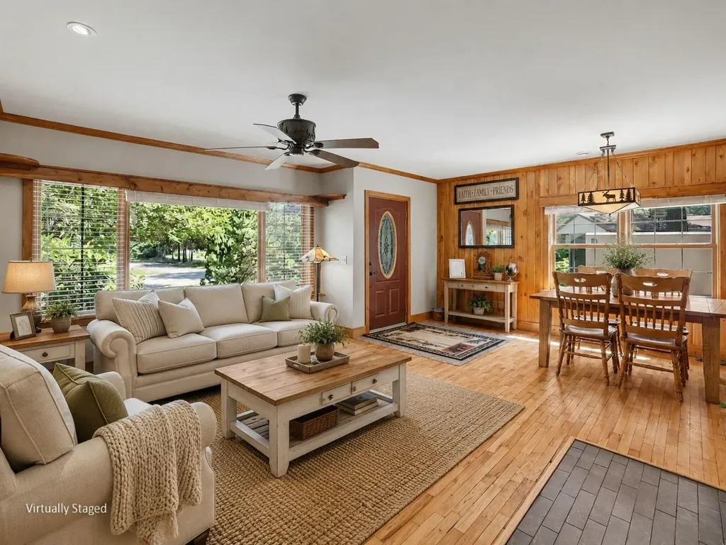 1615 Havenga Street Laketon Township MI 49445