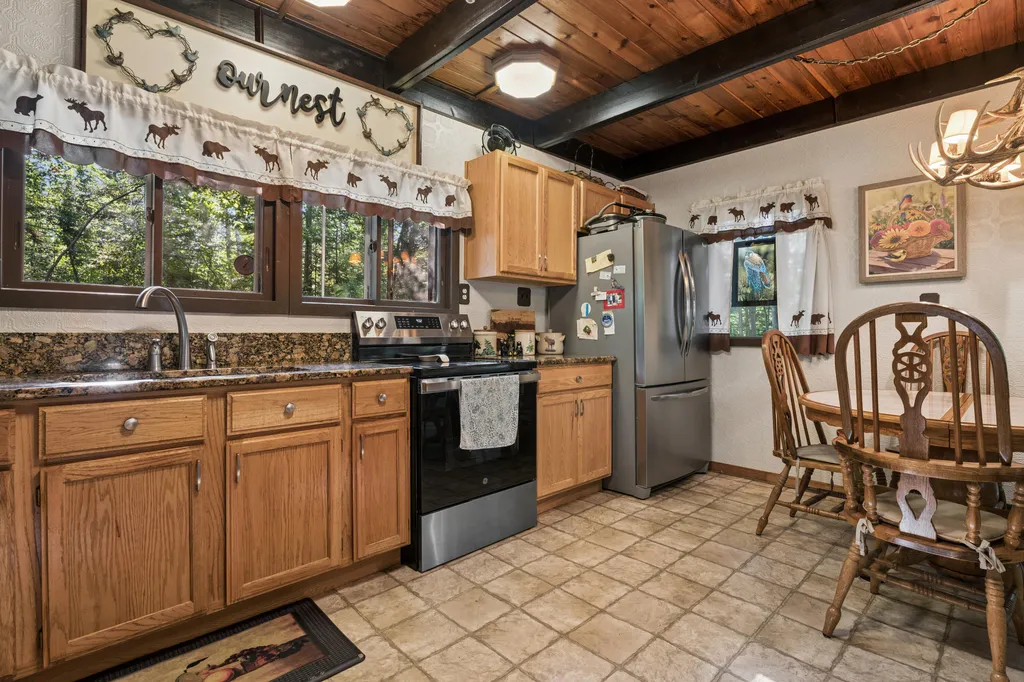 15355 Larry Road Hillman Township MI 49746