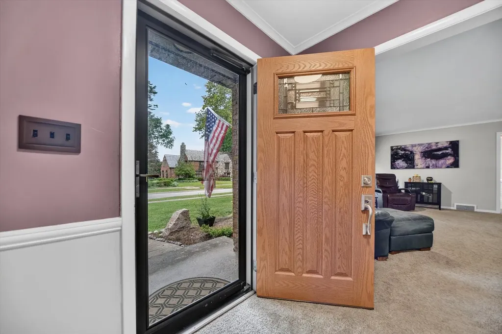 411 S Higby Street Jackson City MI 49203
