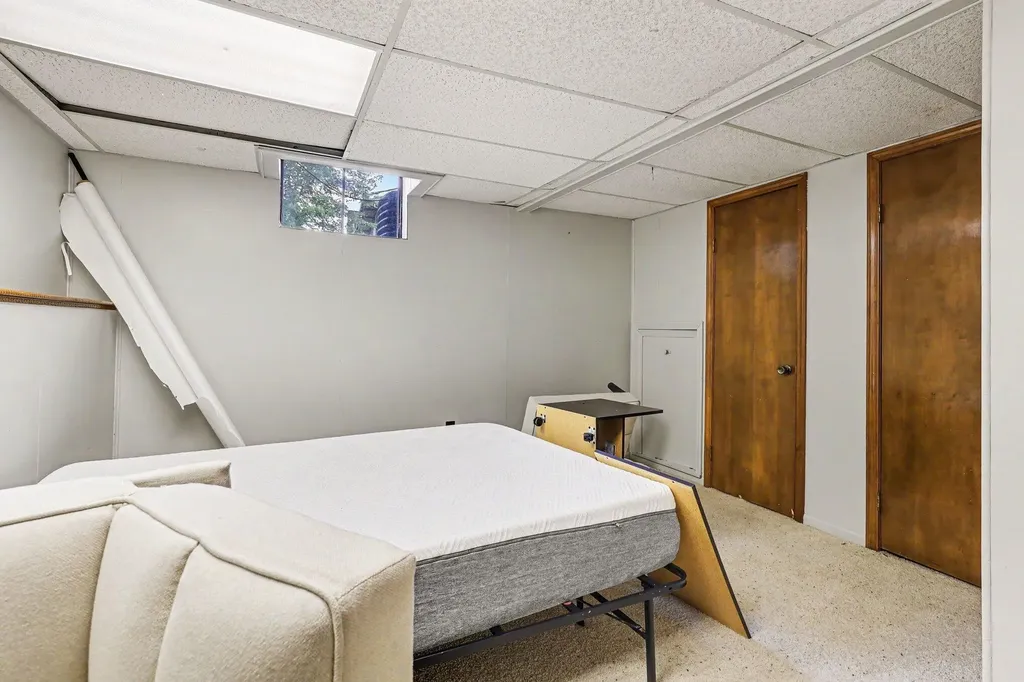 5080 Stauffer Avenue SE Kentwood City MI 49508