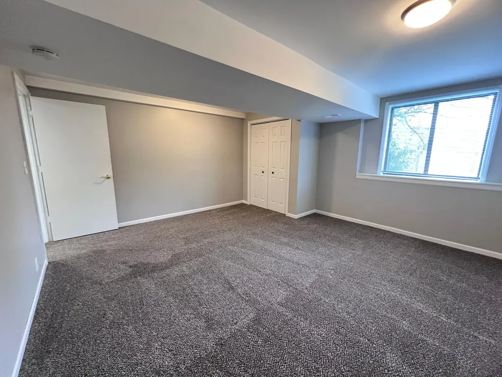 5080 Stauffer Avenue SE Kentwood City MI 49508