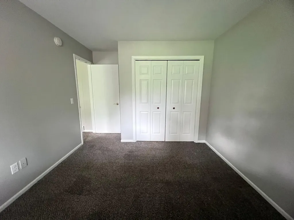 5080 Stauffer Avenue SE Kentwood City MI 49508