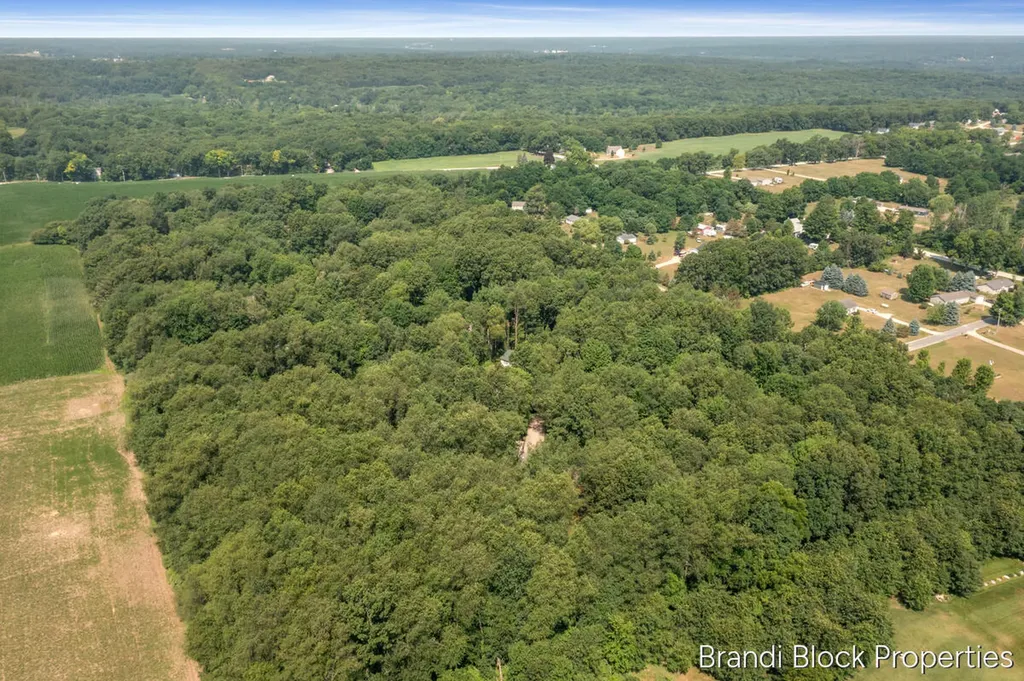 6189 Tanglewood Drive Boston Township MI 49331