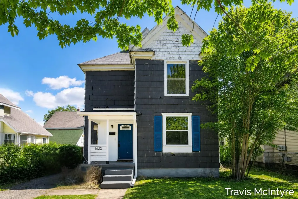 908 Eastern Avenue SE Grand Rapids City MI 49507