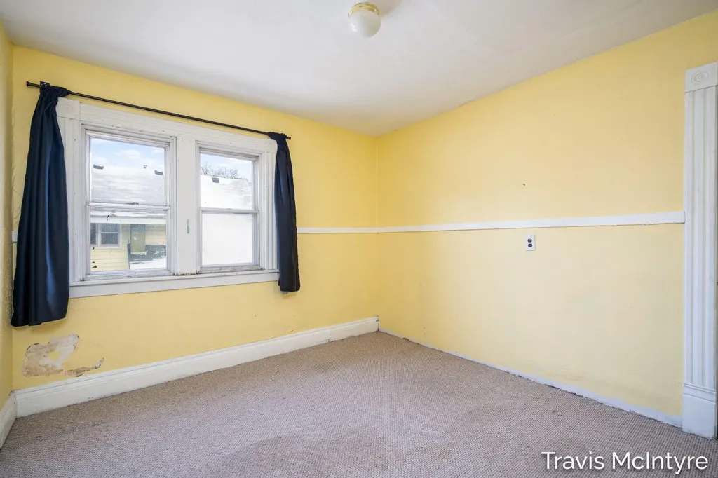 908 Eastern Avenue SE Grand Rapids City MI 49507