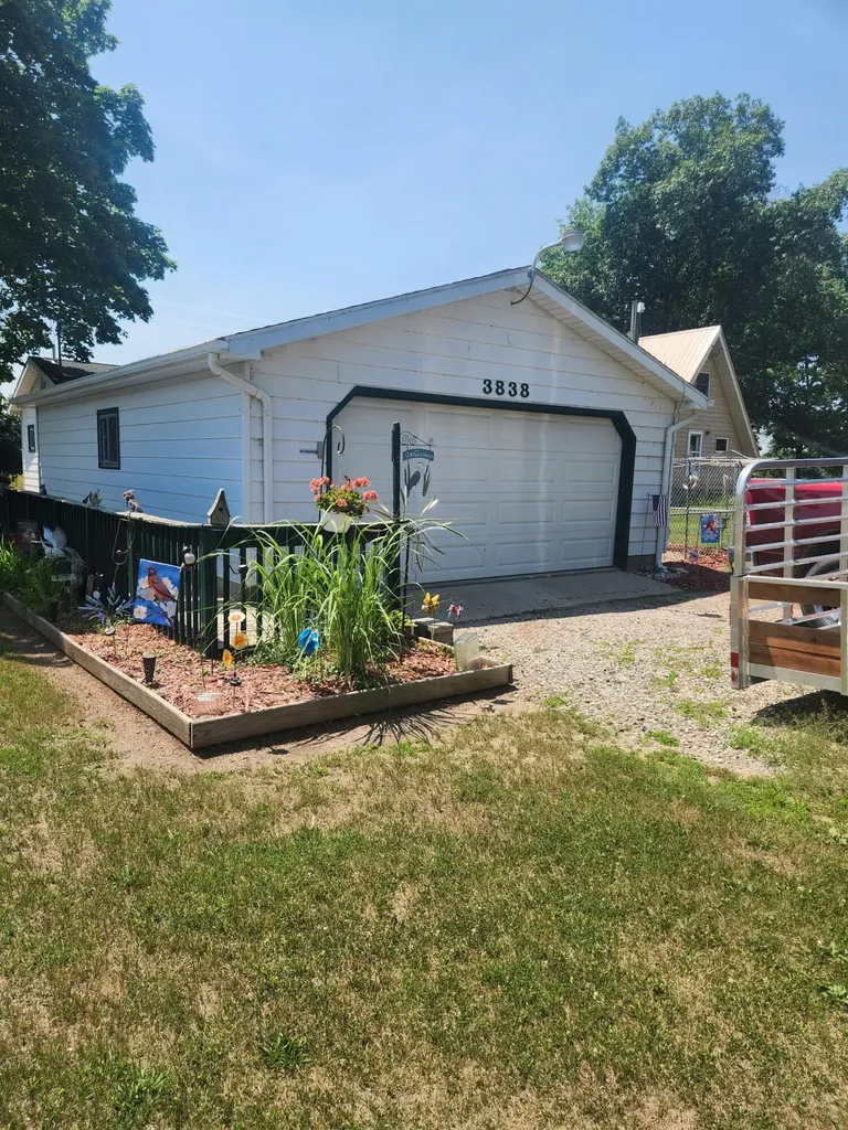 3838 Pine Trail Evergreen Township MI 48884