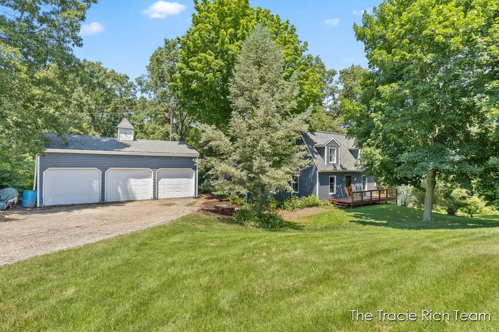 5791 Egypt Valley Avenue NE Cannon Township MI 49306