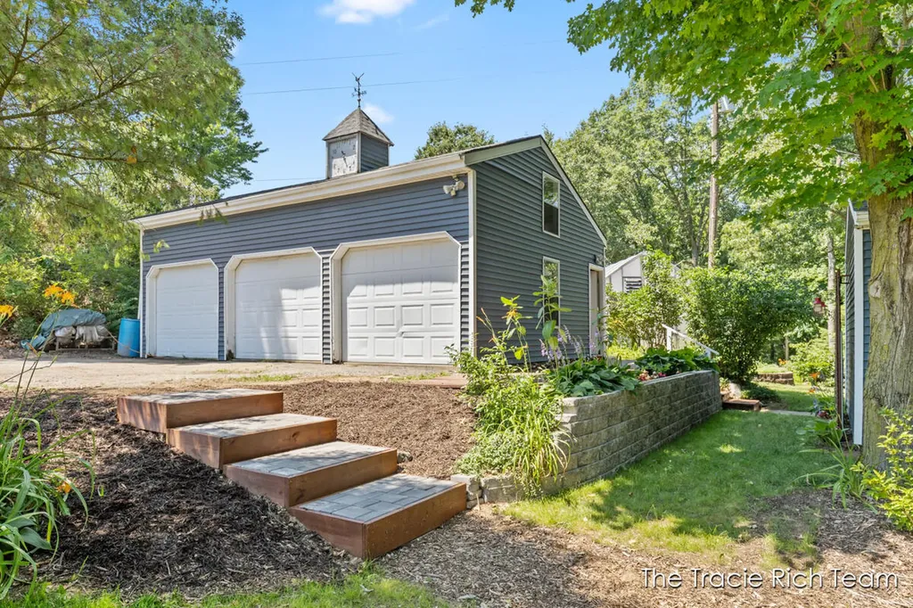 5791 Egypt Valley Avenue NE Cannon Township MI 49306