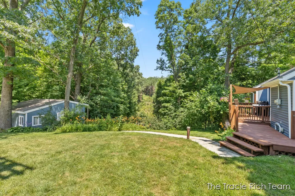 5791 Egypt Valley Avenue NE Cannon Township MI 49306