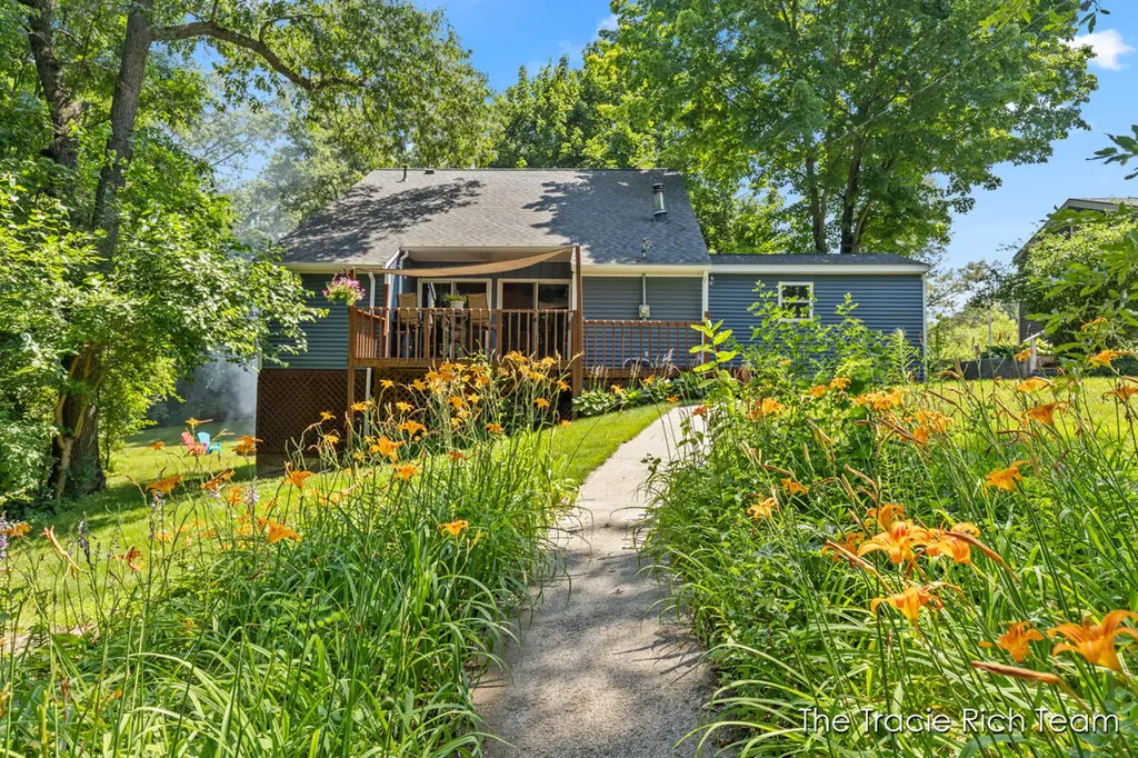 5791 Egypt Valley Avenue NE Cannon Township MI 49306