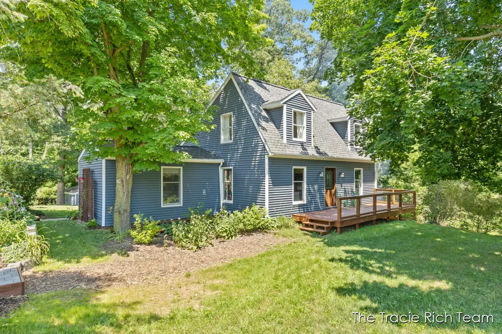 5791 Egypt Valley Avenue NE Cannon Township MI 49306
