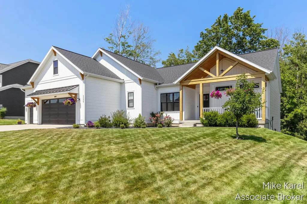 3349 Box Elder Drive Georgetown Charter Township MI 49428