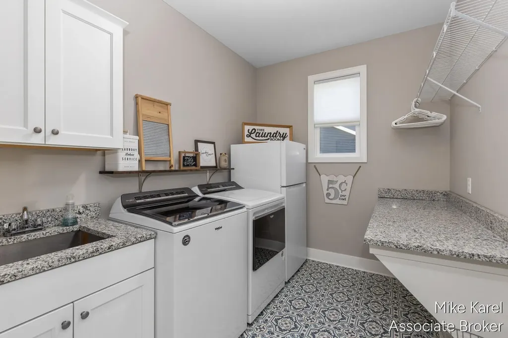 3349 Box Elder Drive Georgetown Charter Township MI 49428