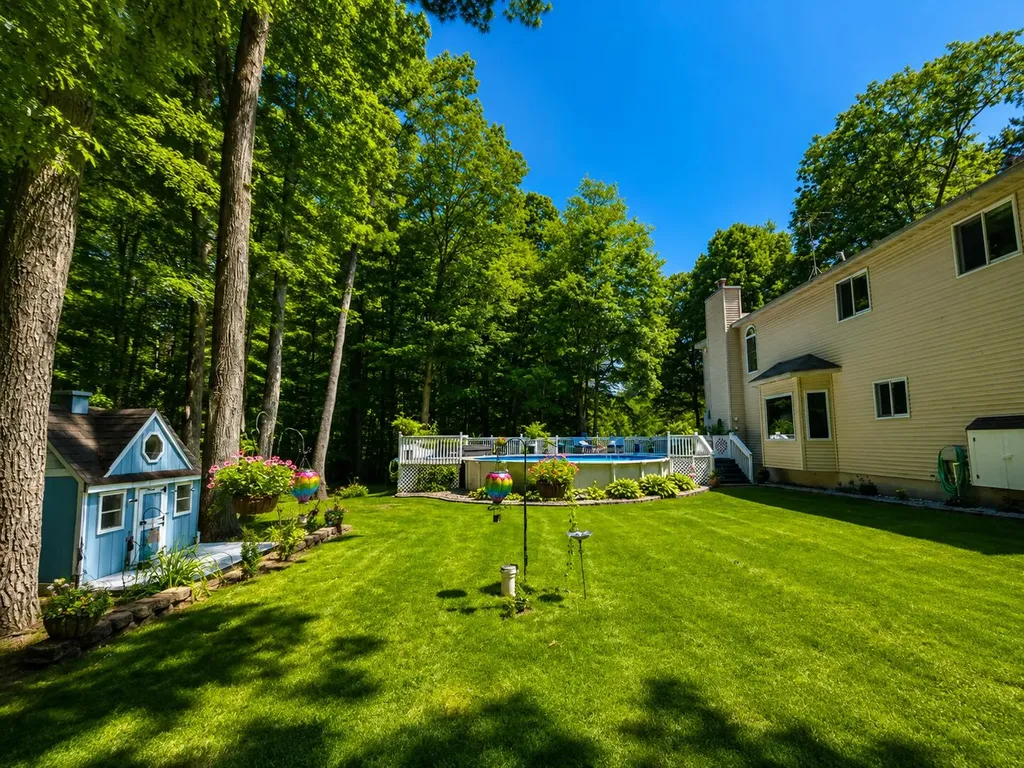 21458 Forest Lake Drive Big Rapids Charter Township MI 49307