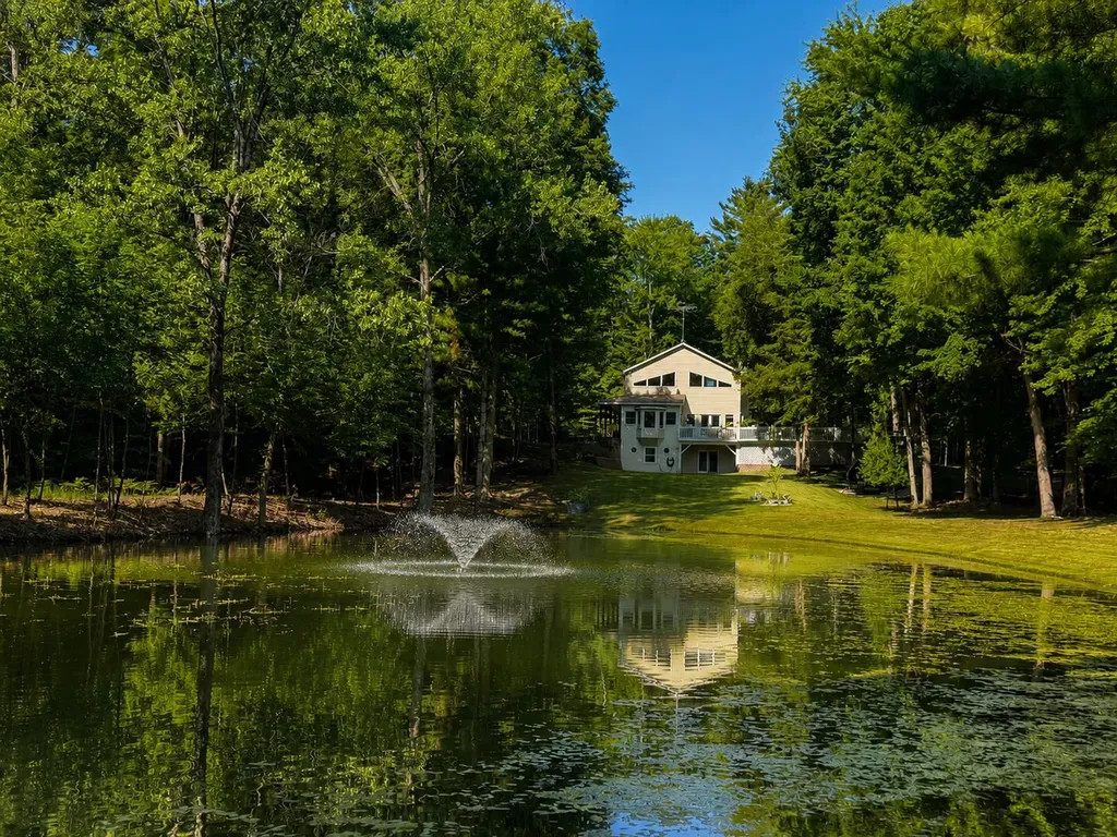 21458 Forest Lake Drive Big Rapids Charter Township MI 49307