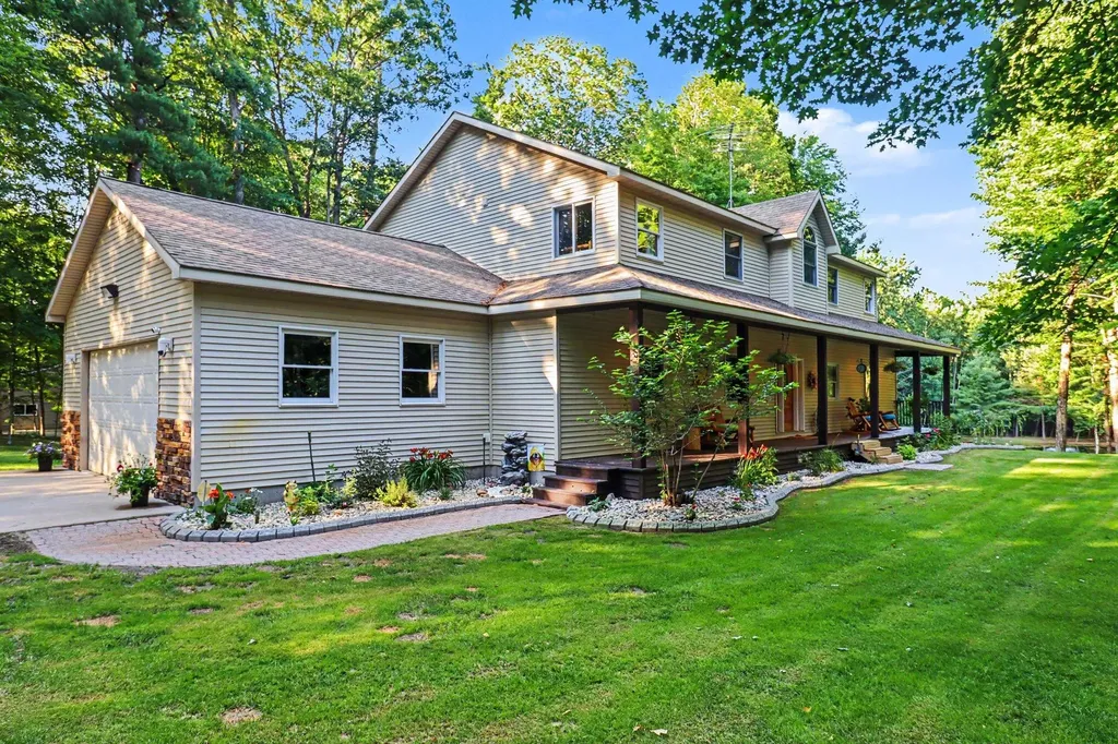21458 Forest Lake Drive Big Rapids Charter Township MI 49307