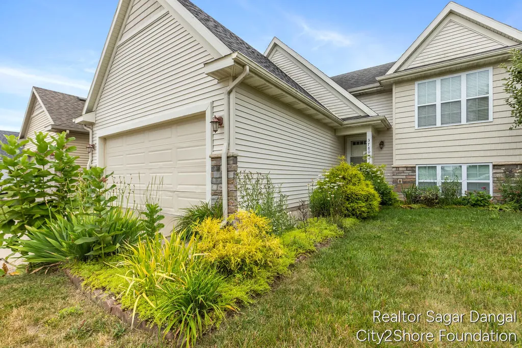 3780 Timberlake Court SE Kentwood City MI 49512
