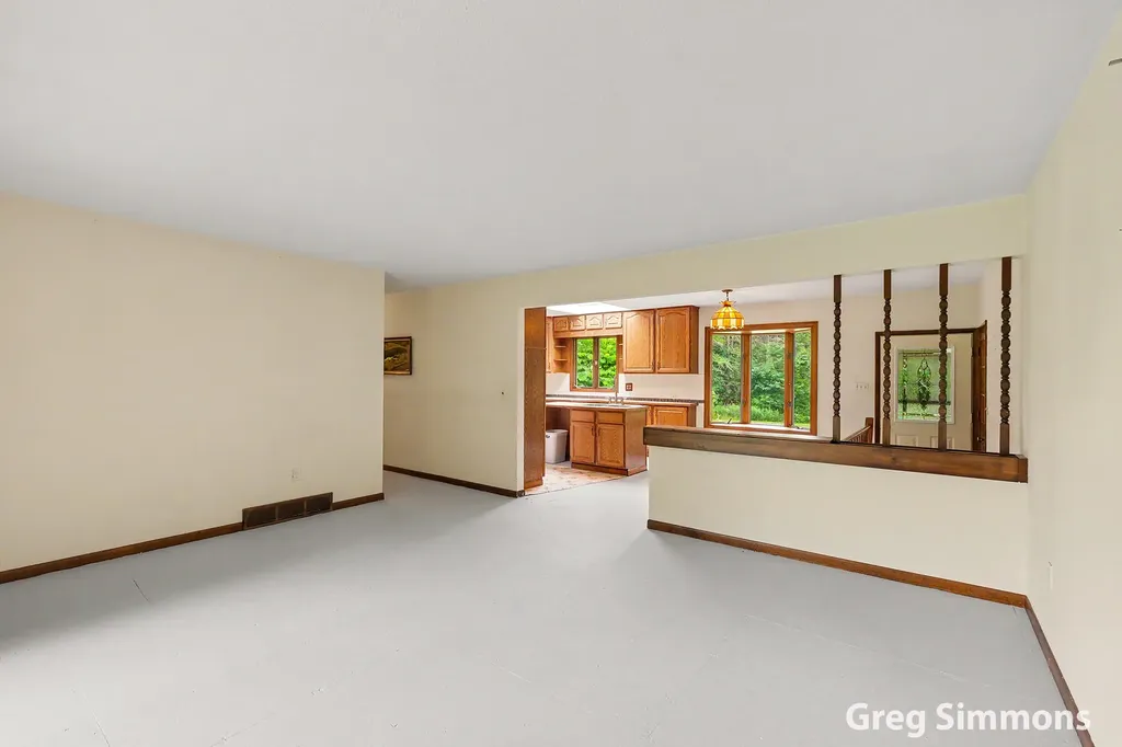 1079 Rector Street NE Algoma Township MI 49345