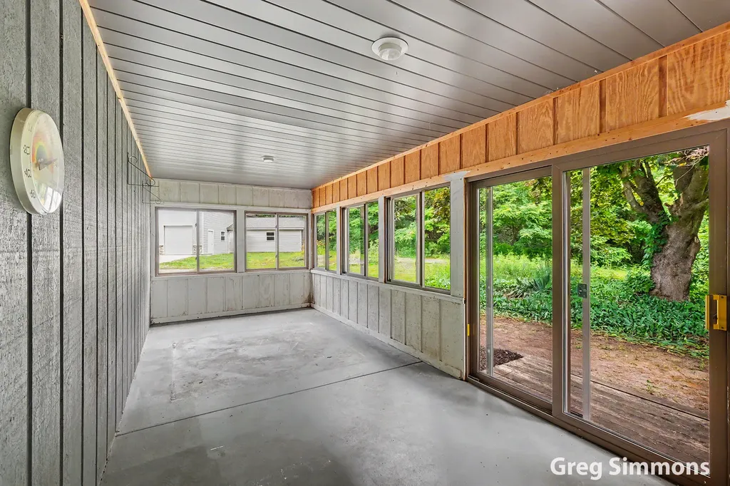 1079 Rector Street NE Algoma Township MI 49345