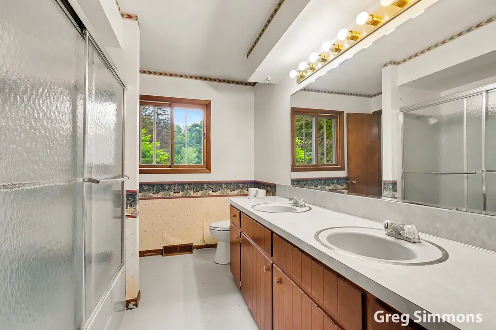 1079 Rector Street NE Algoma Township MI 49345