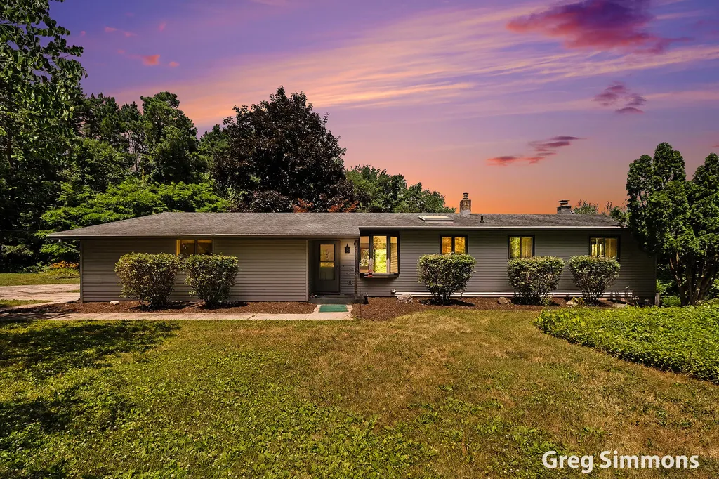 1079 Rector Street NE Algoma Township MI 49345