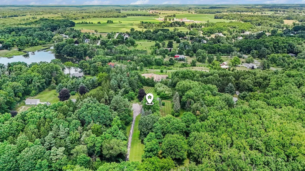 1079 Rector Street NE Algoma Township MI 49345