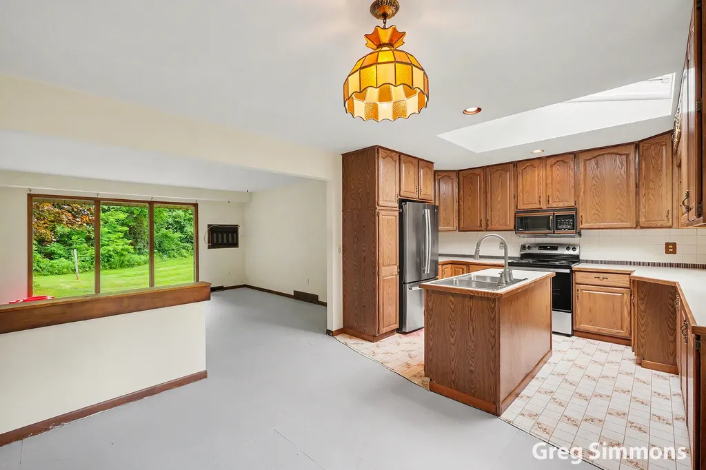 1079 Rector Street NE Algoma Township MI 49345