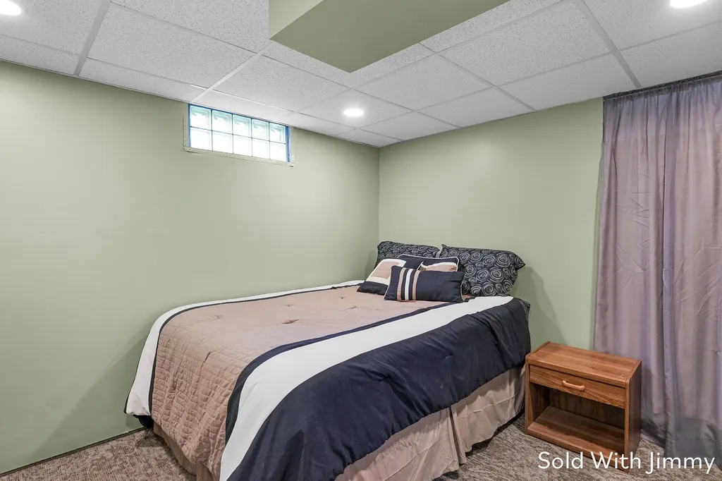 1340 Beckwith Avenue NE Grand Rapids City MI 49505