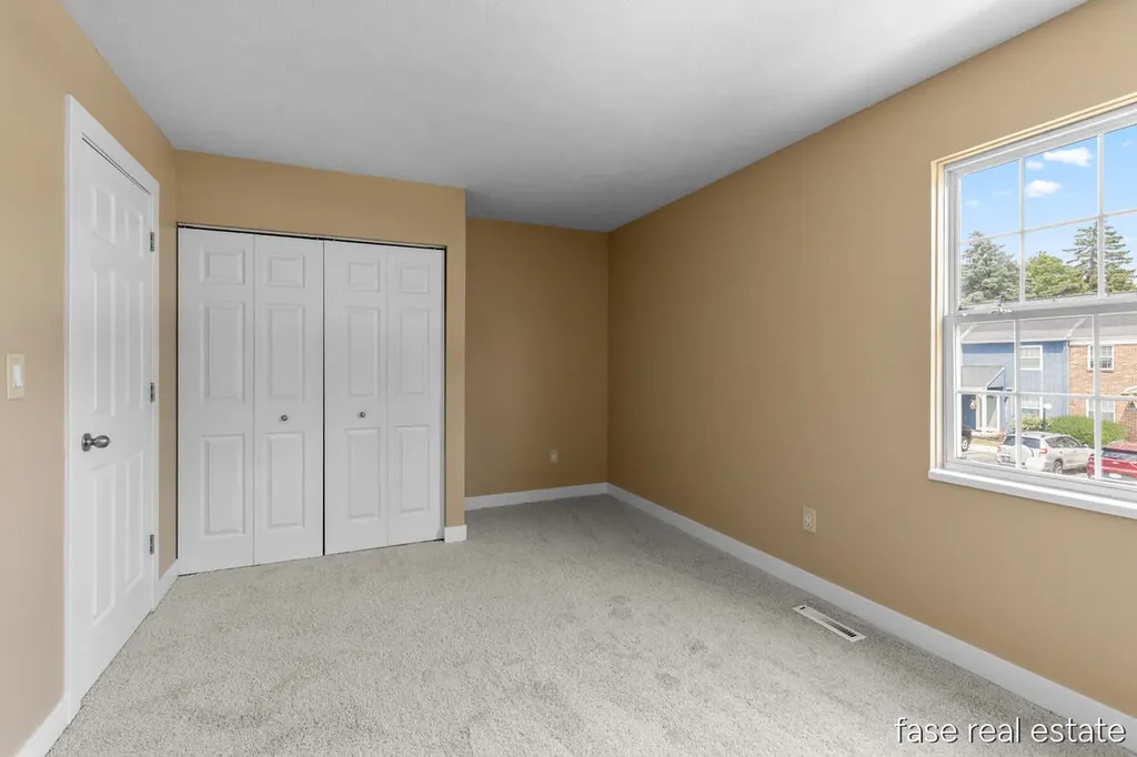 4605 Tabor Road NW Alpine Township MI 49321