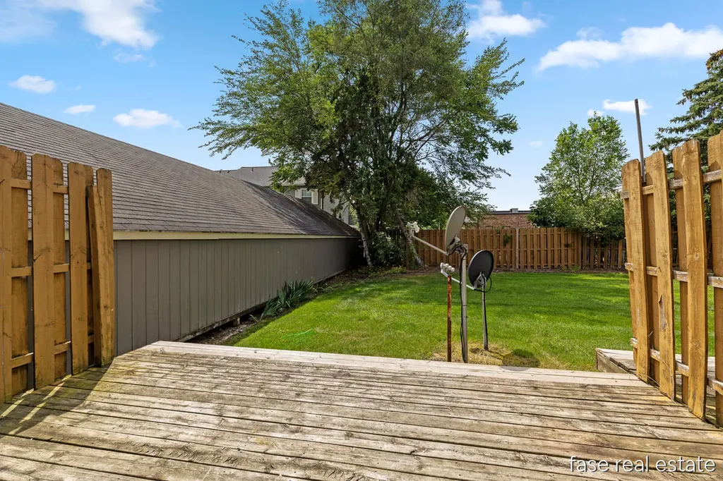 4605 Tabor Road NW Alpine Township MI 49321
