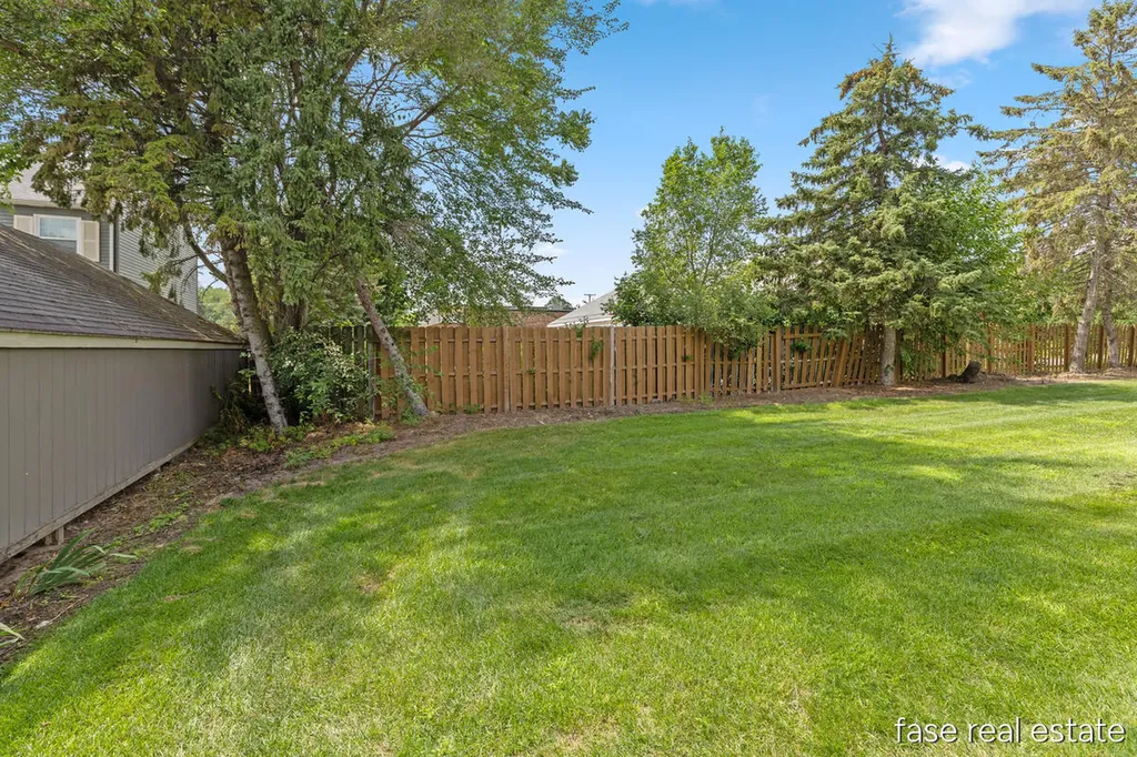 4605 Tabor Road NW Alpine Township MI 49321